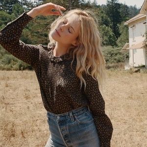 Plum Top in Black Winter Ditsy